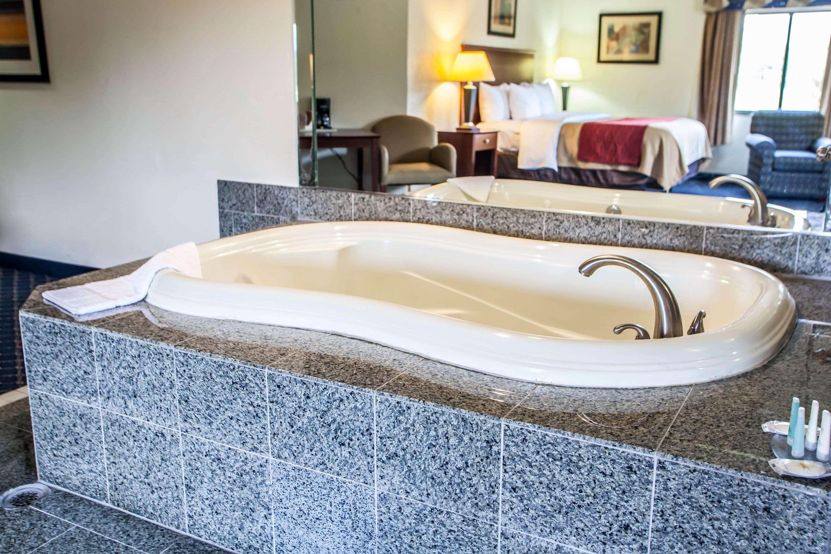 Comfort Inn Feasterville - Trevose Extérieur photo